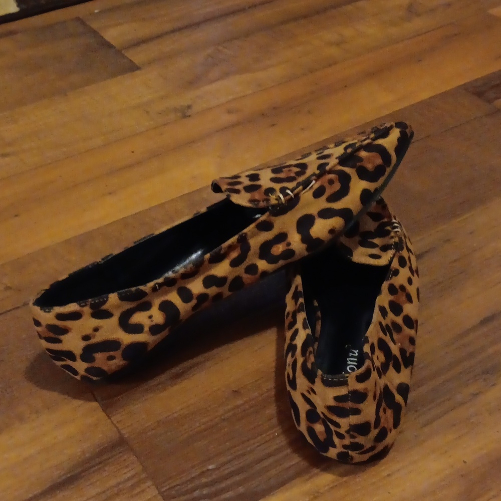 Ladies Shoes - Picture 5 of 6